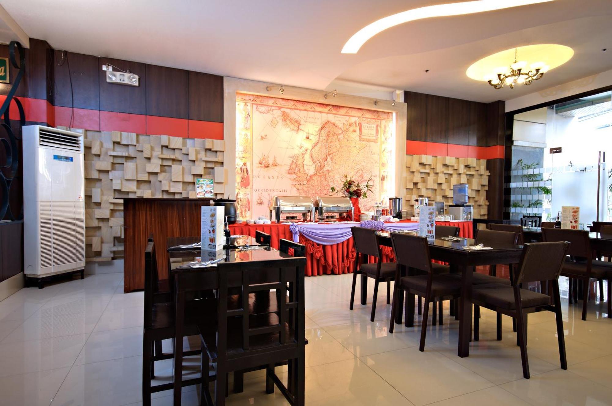 Eurotel Makati Макати Экстерьер фото