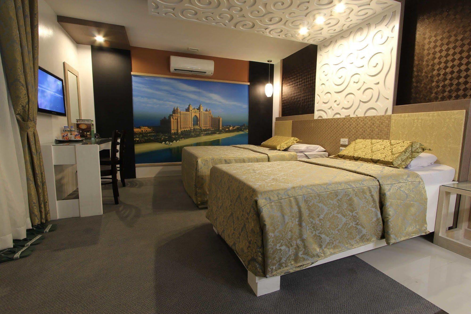 Eurotel Makati Макати Экстерьер фото